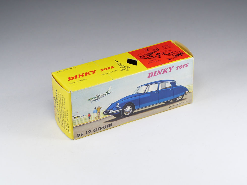 Thumbnail: DINKY TOYS FRANCE - 530 - Citroen DS 19 - Rouge grenat - En boite
