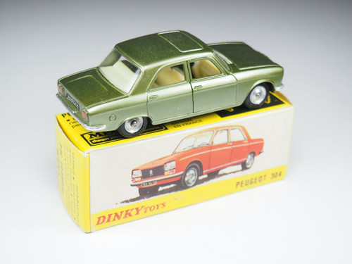 DINKY TOYS FRANCE - 1428 - PEUGEOT 304 - 1/43 | BRICABOCK