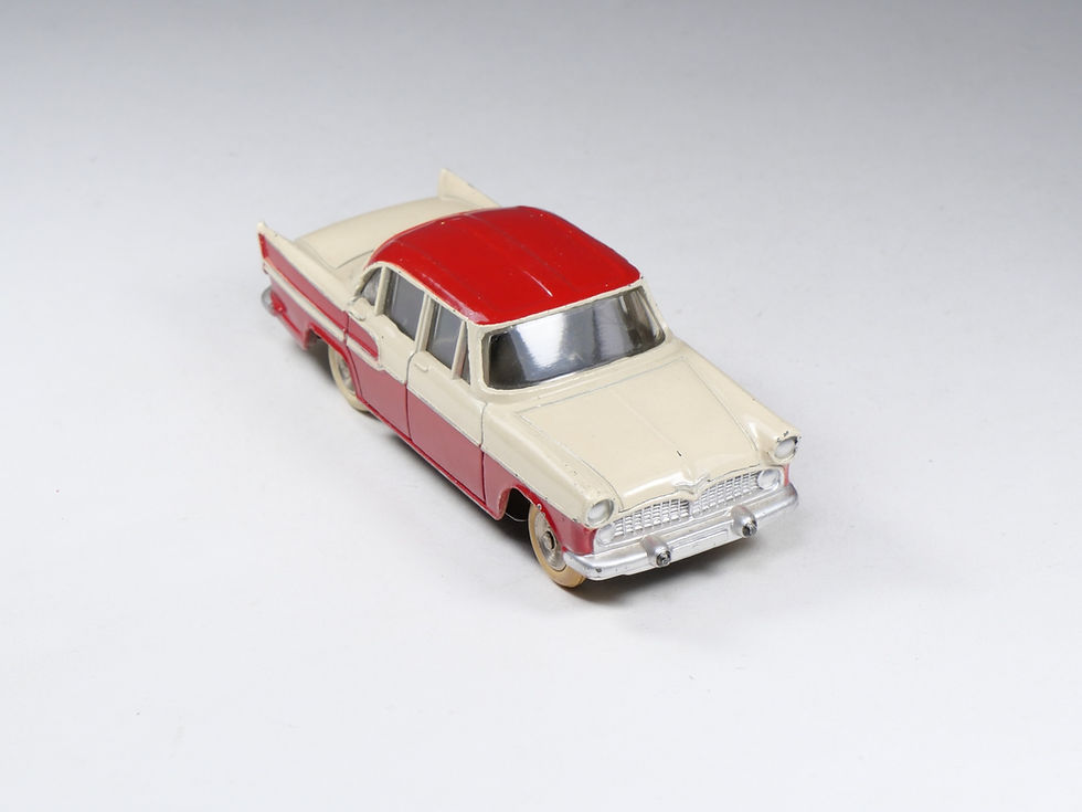 Thumbnail: DINKY TOYS FRANCE - 528 (24K) - Simca Chambord - Jantes Concaves - En Boite