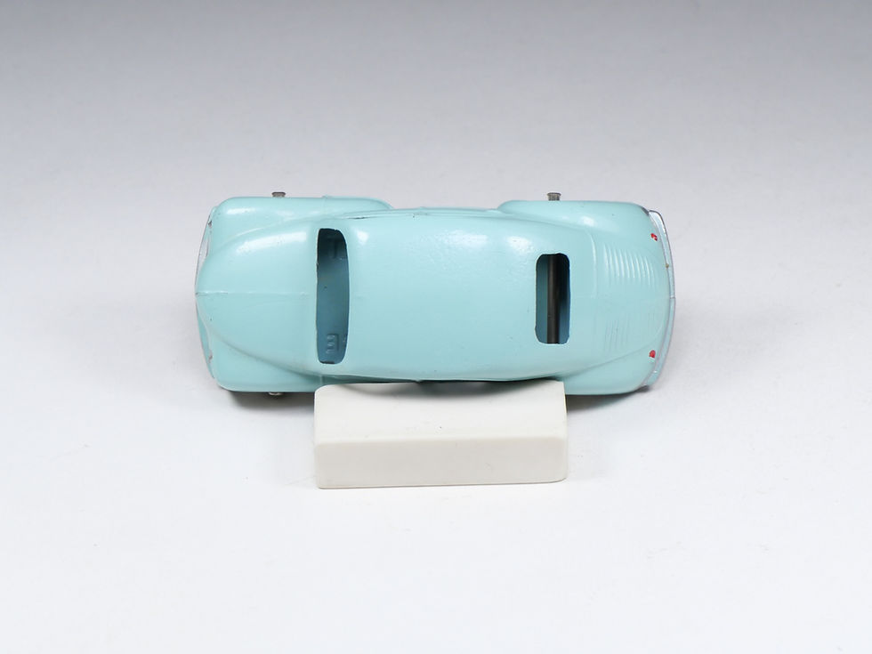 Miniatura: CIJ EUROPARC - 3/48 - Renault 4cv - Bleu ciel - En boite