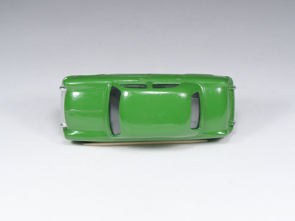 Thumbnail: CORGI - 200M - Ford Consul Saloon - Mechanical - Vert - En boite