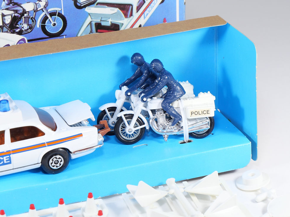 Thumbnail: MATCHBOX - Super Kings - K-66 - Jaguar XJ 12 Police - En boite