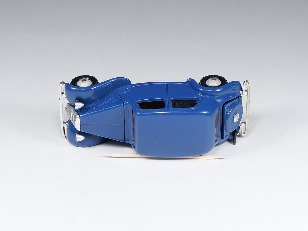 Miniature : NOREV - 29 - Citroen 11cv 1936 - Bleu nuit - En boite