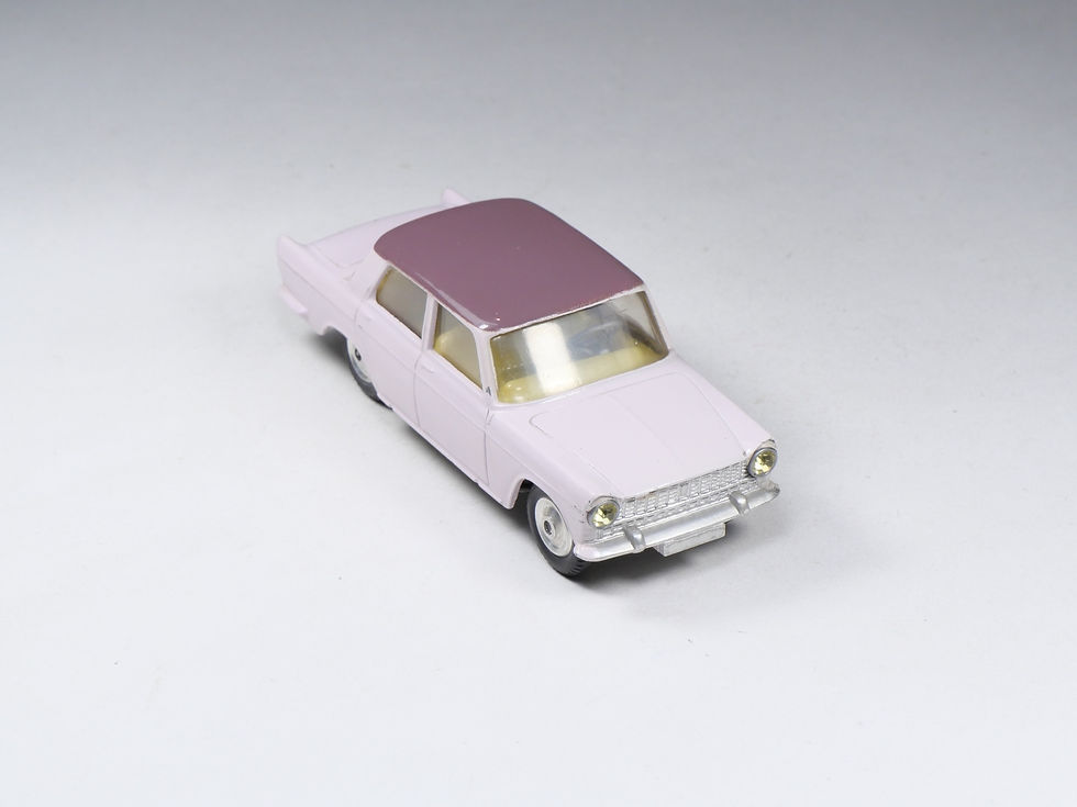 Thumbnail: CORGI - 232 - Fiat 2100 - En boite
