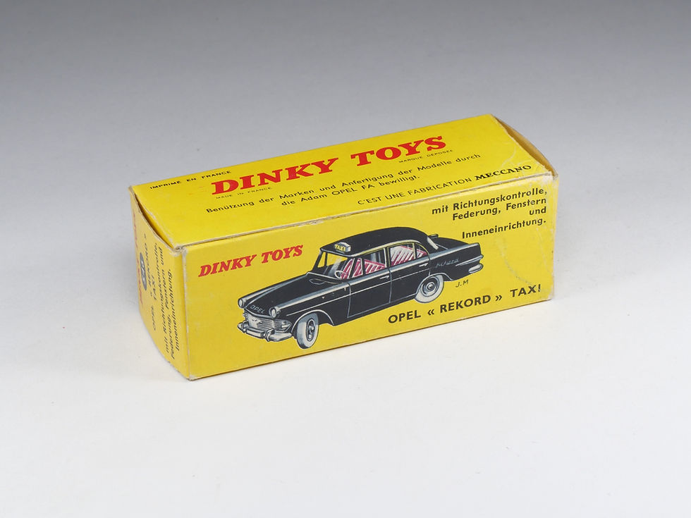 Thumbnail: DINKY TOYS FRANCE - 546 - Opel Rekord Taxi - Export - En boite
