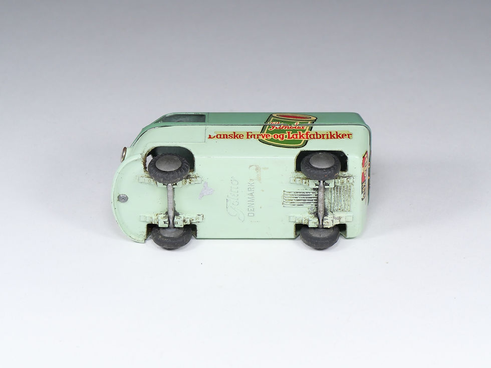 Miniatura: TEKNO - 413 - Volkswagen Van - Danske Farve & Lakfabrikker - 1/43