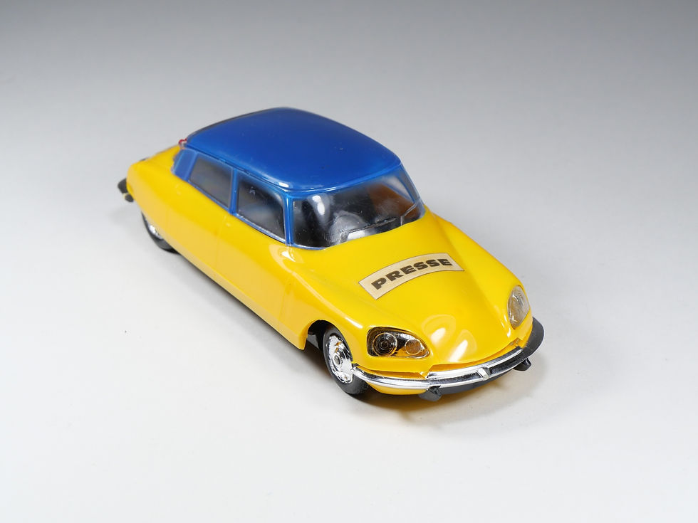 Thumbnail: MINIALUXE - 1/32 - Citroën DS 21 - Presse - En boite