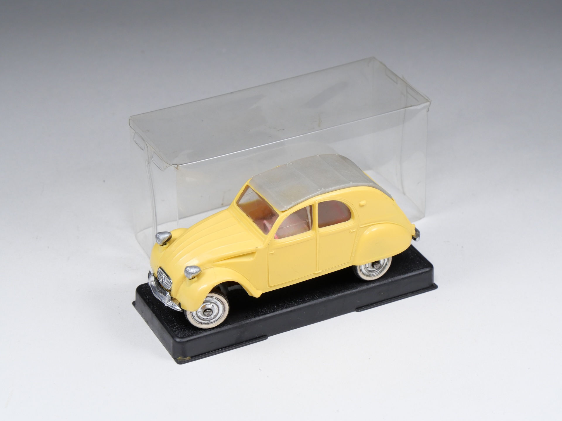 NOREV - 56 - Citroen 2cv AZ Luxe - En boite