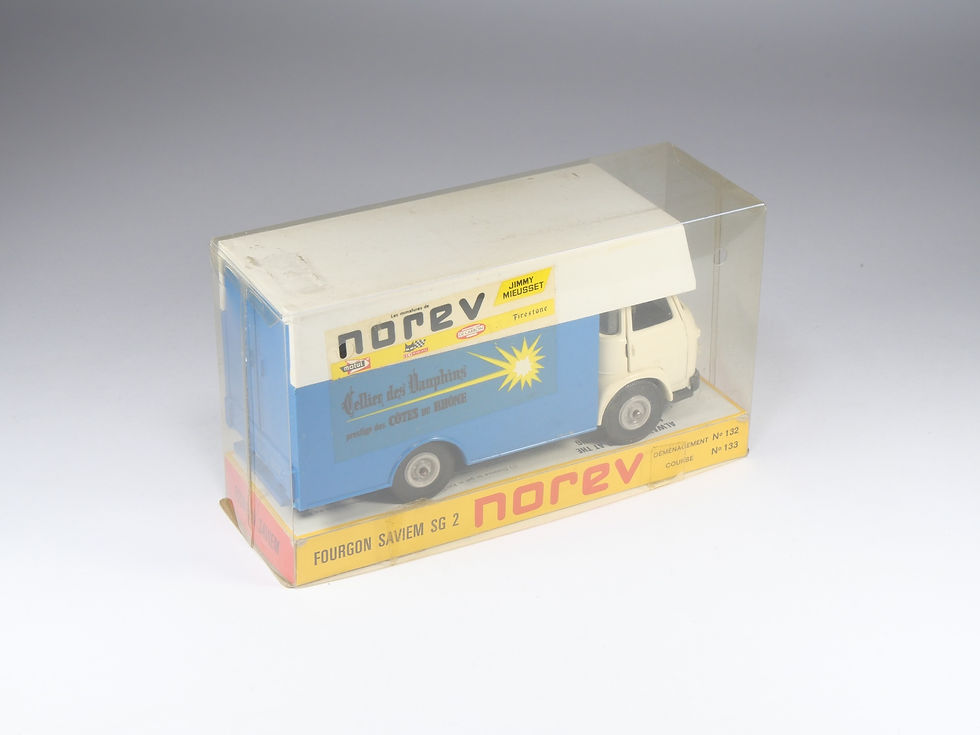 Miniature : NOREV - 133 - Saviem SG4 Fourgon Course - Cotes du Rhone - En boite