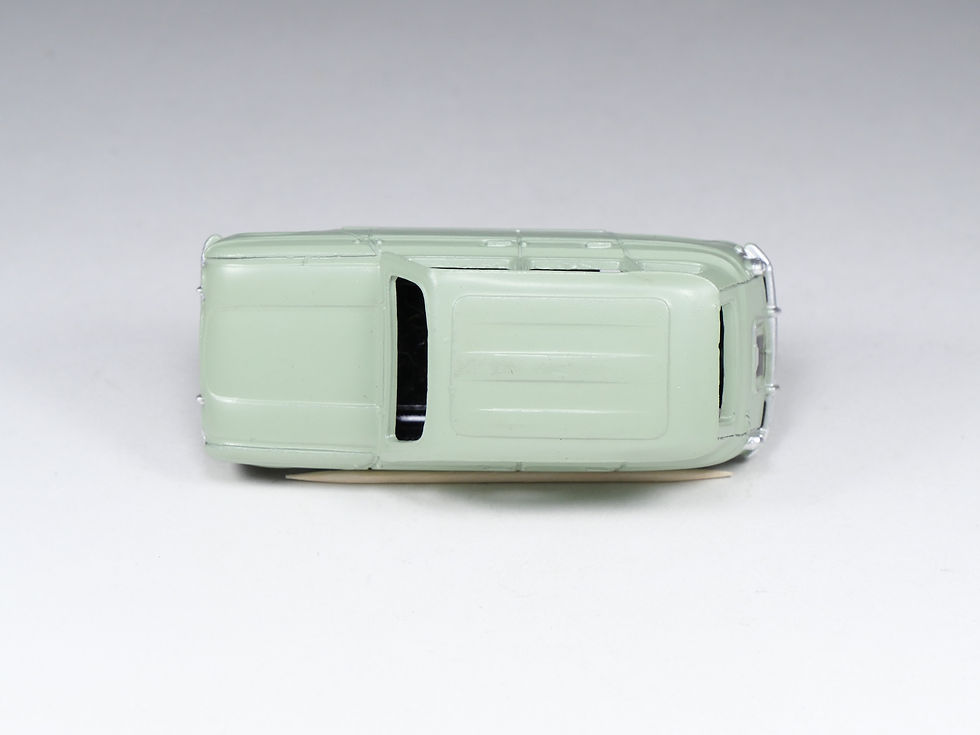 Thumbnail: DINKY TOYS JUNIOR - 100 - Renault 4L Amande - Grande jantes - En boite
