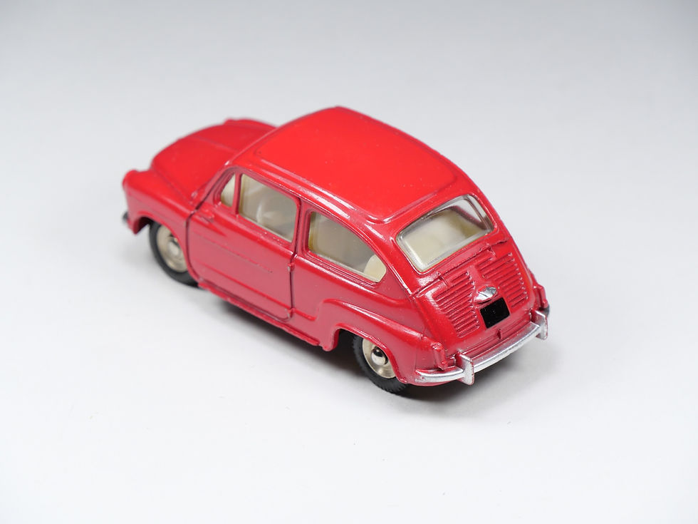 Miniatura: DINKY TOYS FRANCE - 520 - Fiat 600D - En boite