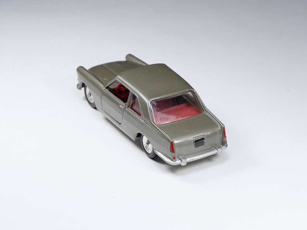 Thumbnail: SOLIDO - 121 - Lancia Flaminia - Bronze intérieur rouge - 1/43