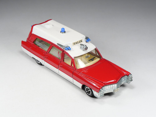 ミニカー Dinky o.288 Superior Cadillac Ambulance DINKY TOYS 288 SUPERIOR CADILLAC AMBULANCE MINT ON CARD BASE