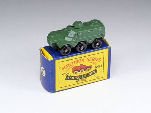 MATCHBOX - 54 - Saracen Personnell Carrier - En boite | BRICABOCK