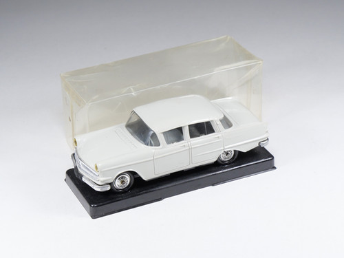 Opel - Kapitan 1954 - Modèle Presse - 1/24 - Autos Miniatures Opel - Kapitan 1954 - Modèle Presse - 1/24 - Autos Miniatures