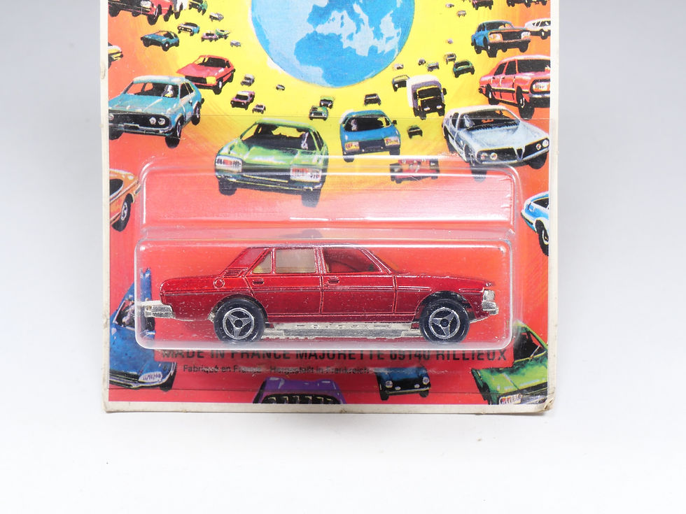 Miniature : MAJORETTE - 238 - Peugeot 604 - Rouge métal - MOC Blister