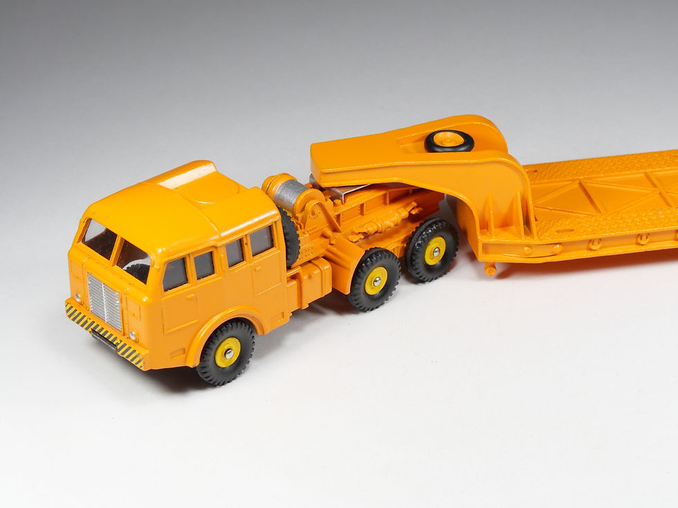 Miniatura: DINKY TOYS FRANCE - 898 - Tracteur Berliet Porte Transformateur Jantes concaves