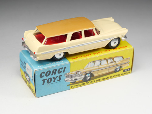 CORGI - 219 - Plymouth Suburban Sports Station Wagon - En boite