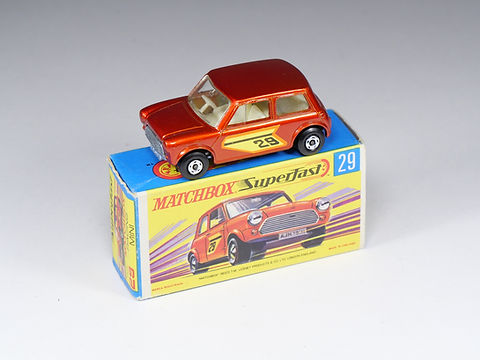 MATCHBOX SUPERFAST - 29 - Racing Mini - Orange métal - En boite MATCHBOX SUPERFAST - 29 - Racing Mini - Orange métal - En boite