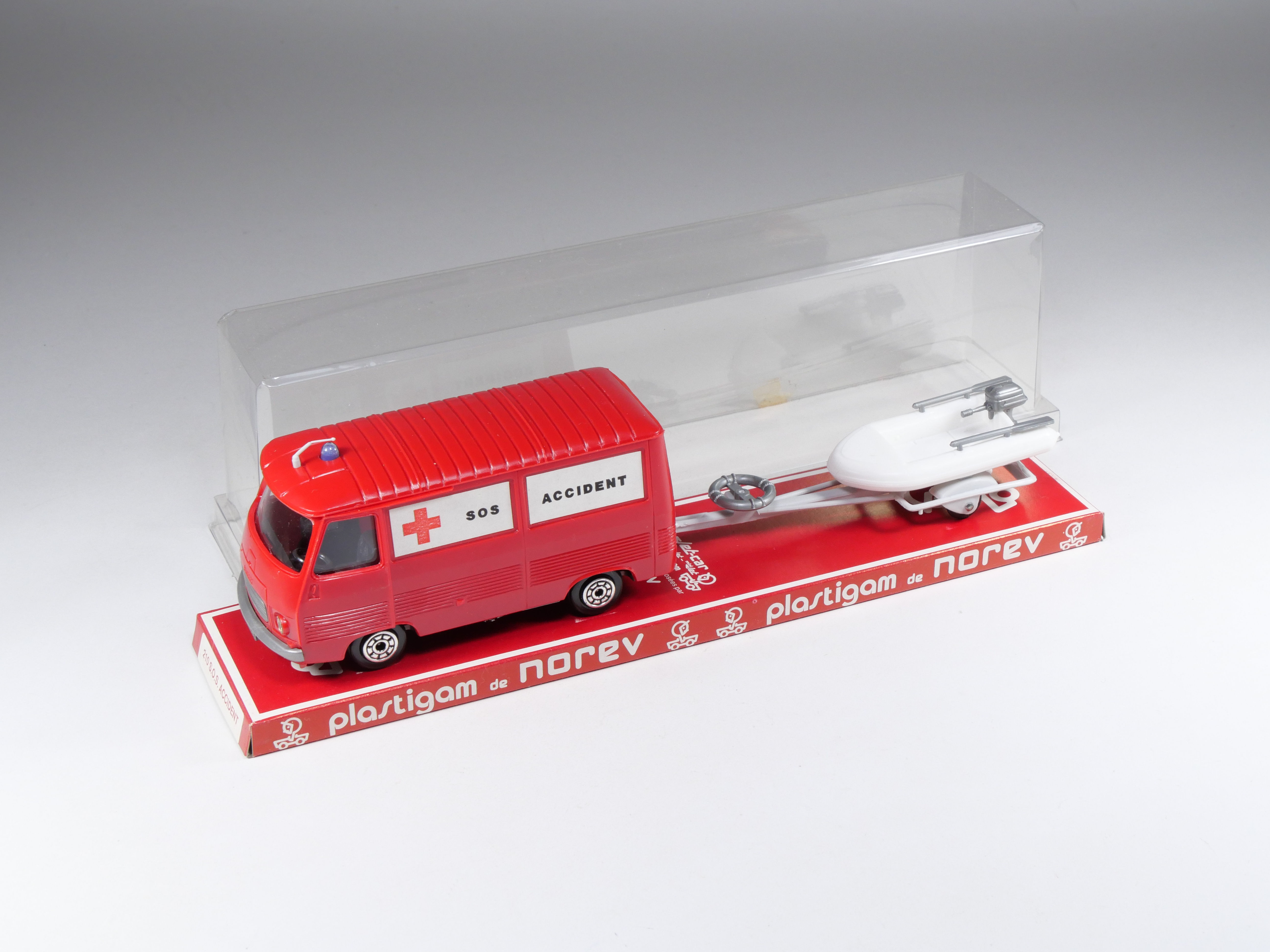 NOREV - 210 - Coffret SOS Accident Peugeot J7 et Zodiac - En boite