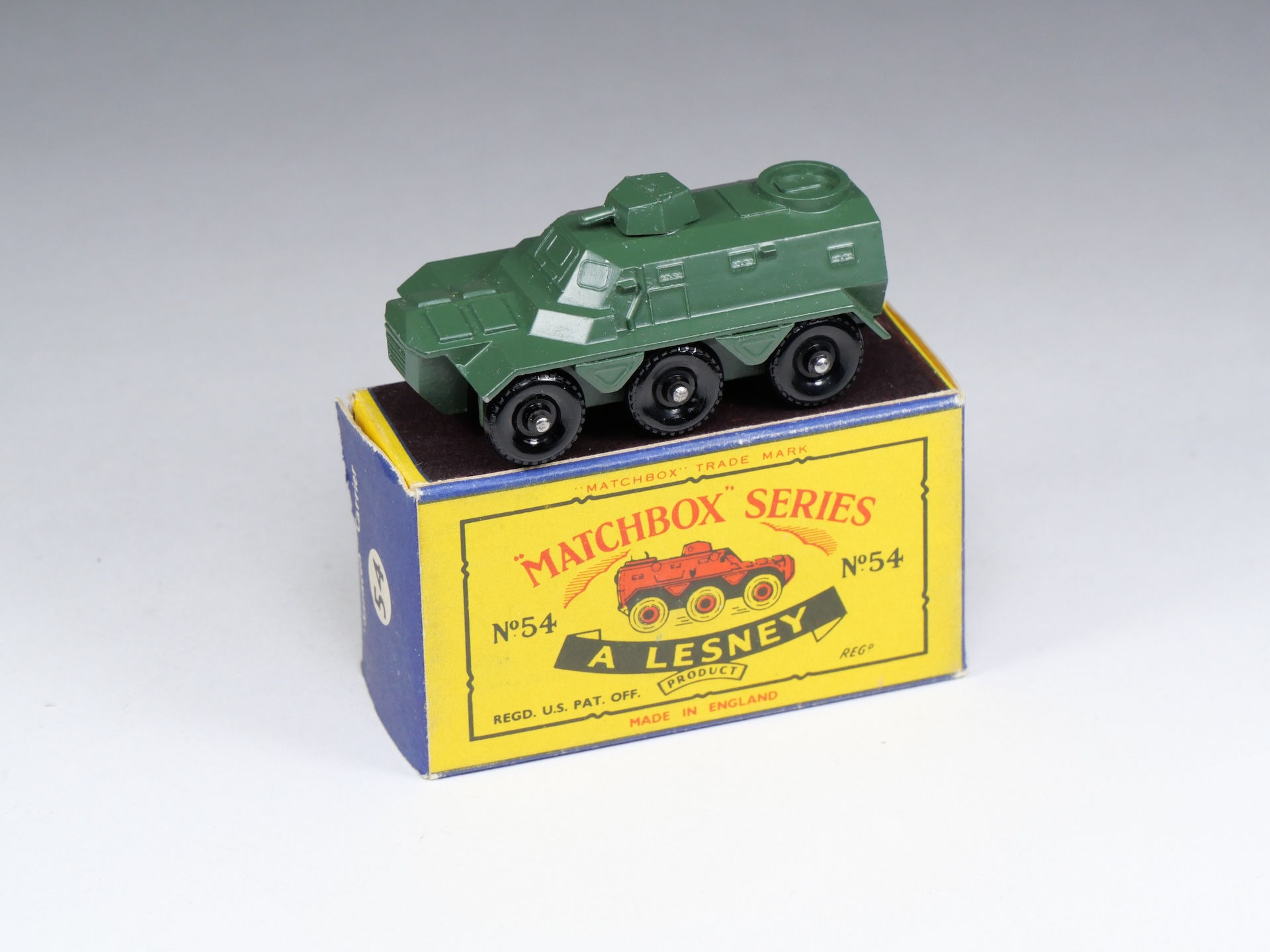 MATCHBOX - 54-A - Saracen Personell Carrier - En boite