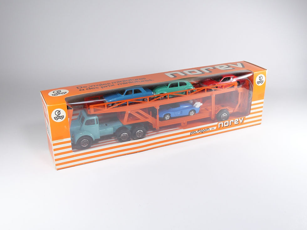 Miniatura: NOREV PLASTIGAM - 96 - Tracteur Berliet TBO 15 - Transporteur - Garni - Stock Ma