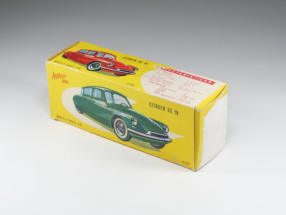 Thumbnail: PAYA - 3753 - Citroën DS 19 - En Boite