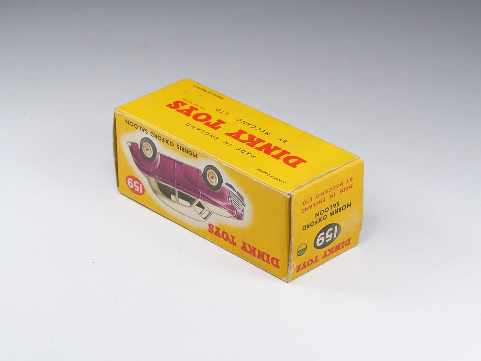 Thumbnail: DINKY TOYS ENGLAND - 159 - Morris Oxford Saloon - Vert et crème - En boite