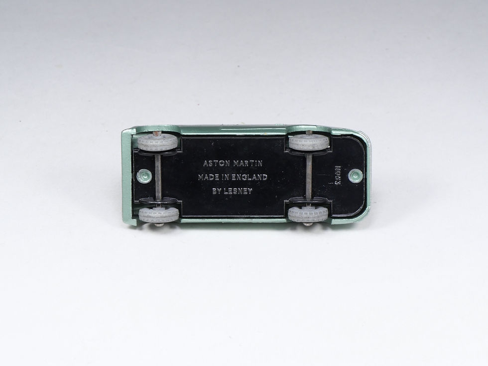 Miniatura: MATCHBOX - 53-A - Aston Martin DB3 - Vert métal - 1/64