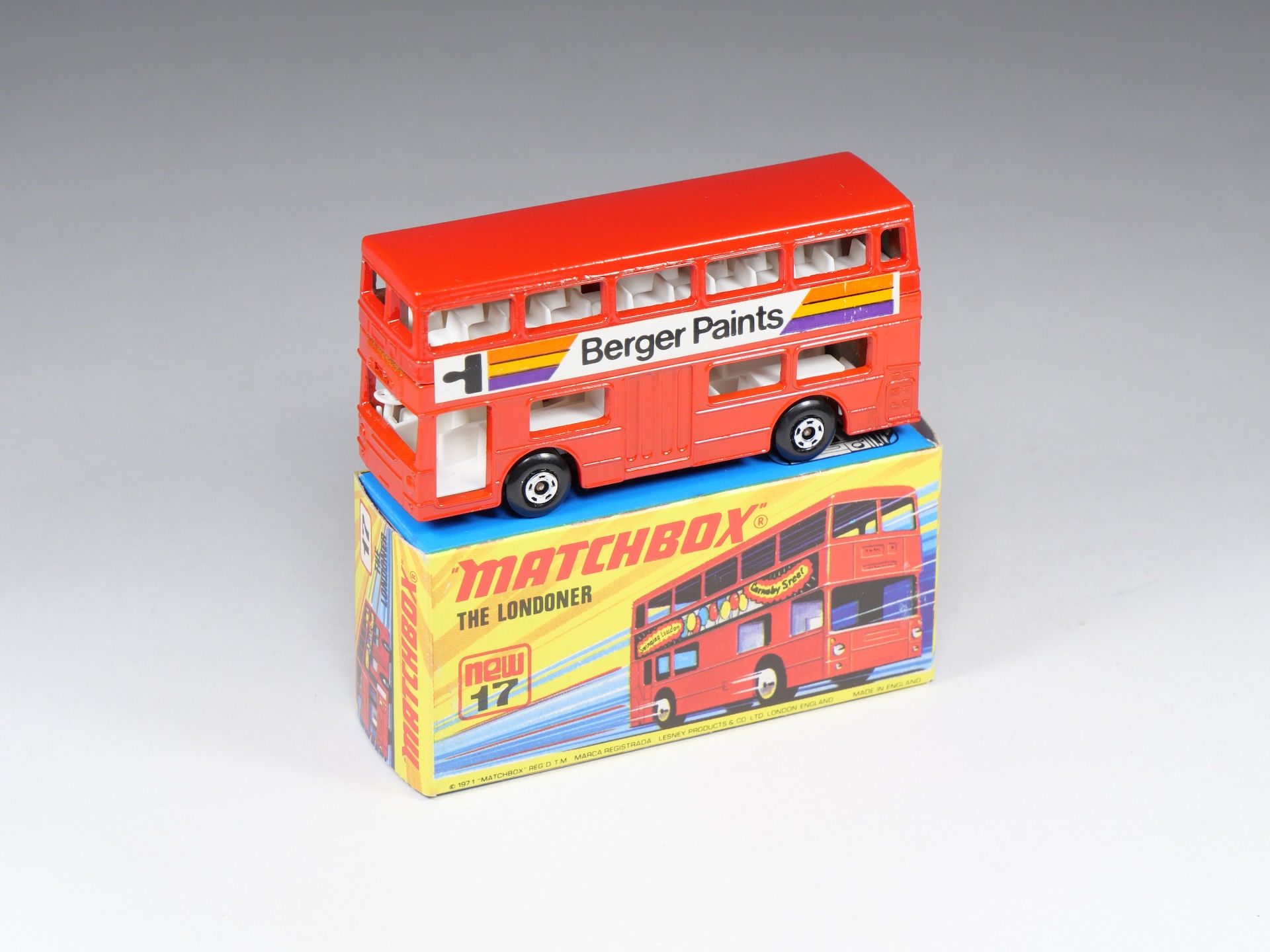 MATCHBOX SUPERFAST - 17 - The Londoner - Berger Paints - En boite