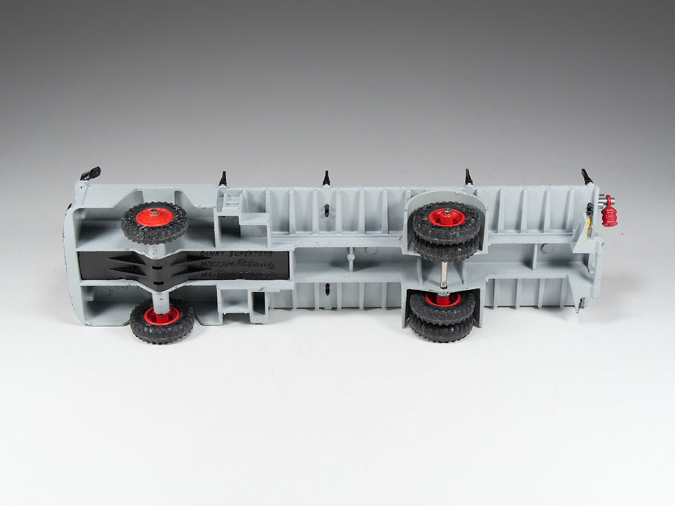 ミニカー DINKY No.885 PORTE FERS SAVIEM 57 ミニカー DINKY No.885 PORTE FERS SAVIEM 57 人気ブランド