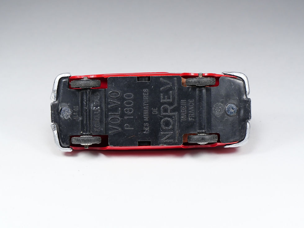 Thumbnail: NOREV - 44 - Volvo P1800 - Rouge - En boite