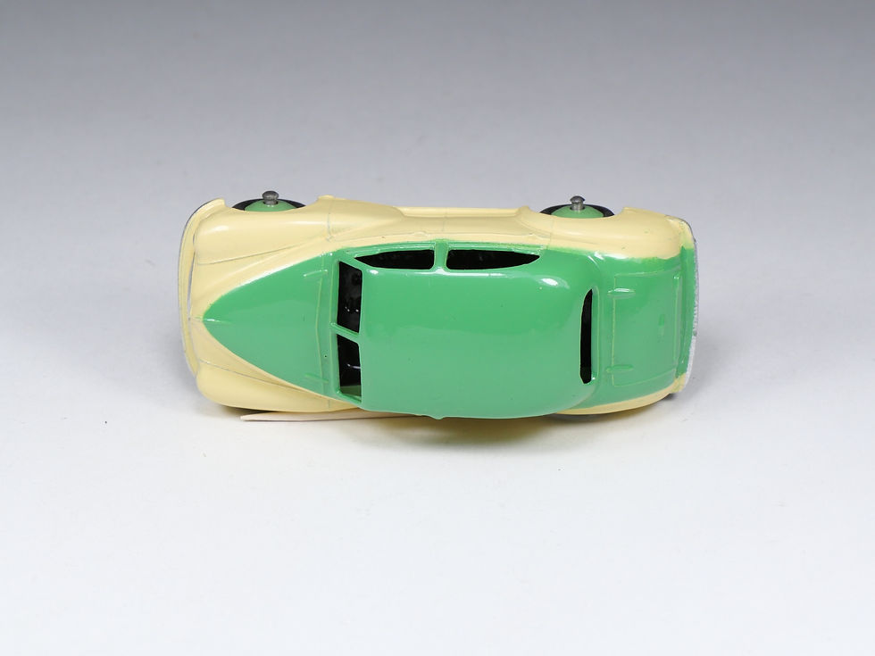 Thumbnail: DINKY TOYS ENGLAND - 159 - Morris Oxford Saloon - Vert et crème - En boite