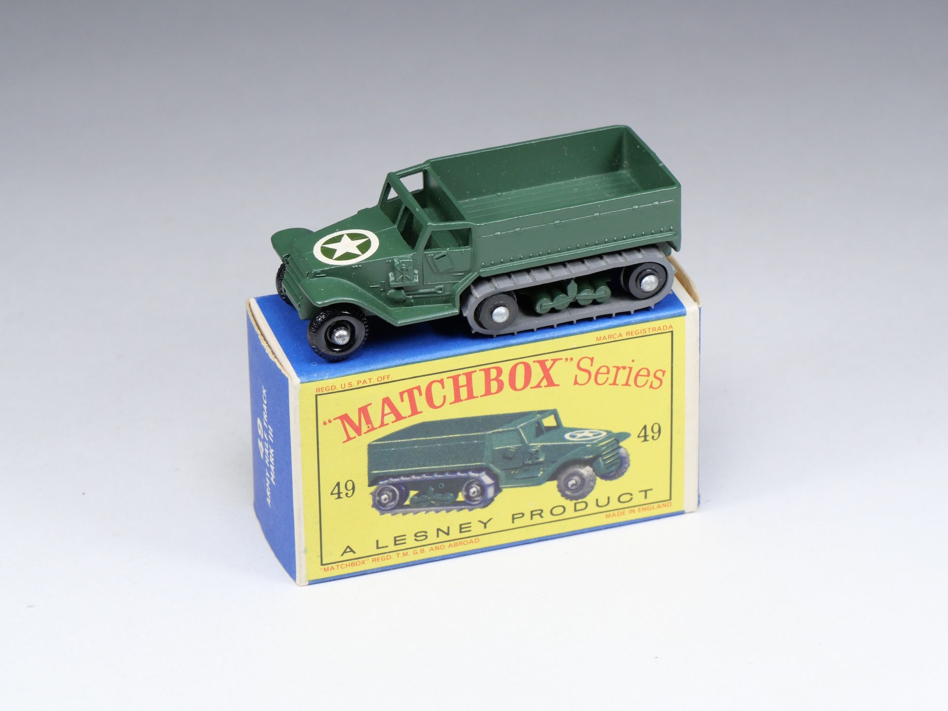 MATCHBOX - 49-A - Half-track - Small Black Rollers - En boite