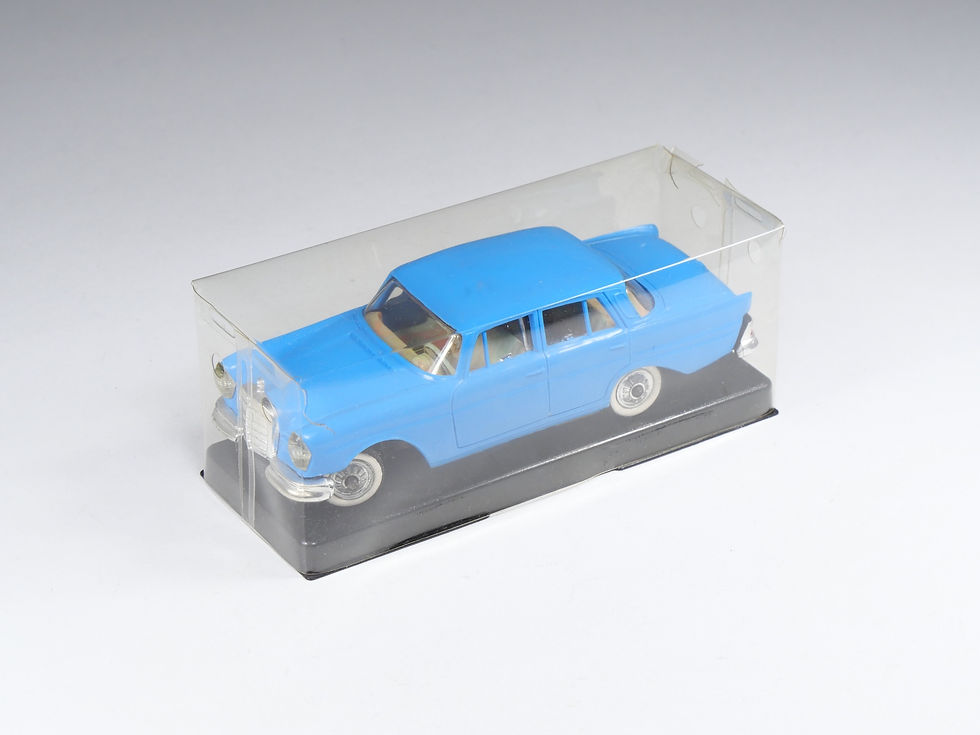 Miniature : NOREV - 49 - Mercedes 220 SE - Bleu Vif - Servo-Direction - En boite