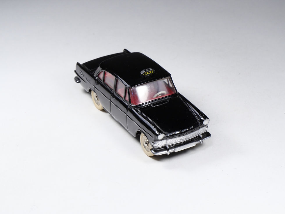 Thumbnail: DINKY TOYS FRANCE - 546 - Opel Rekord Taxi - Export - En boite