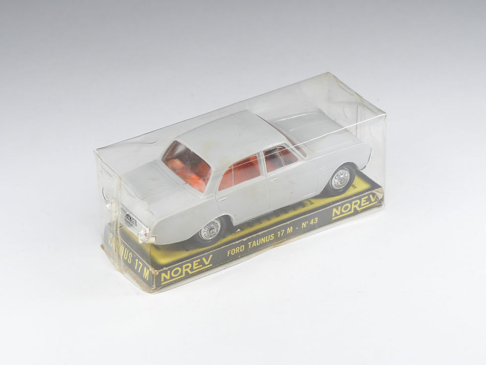 Thumbnail: NOREV - 43 - Ford Taunus 17M - Gris - En boite