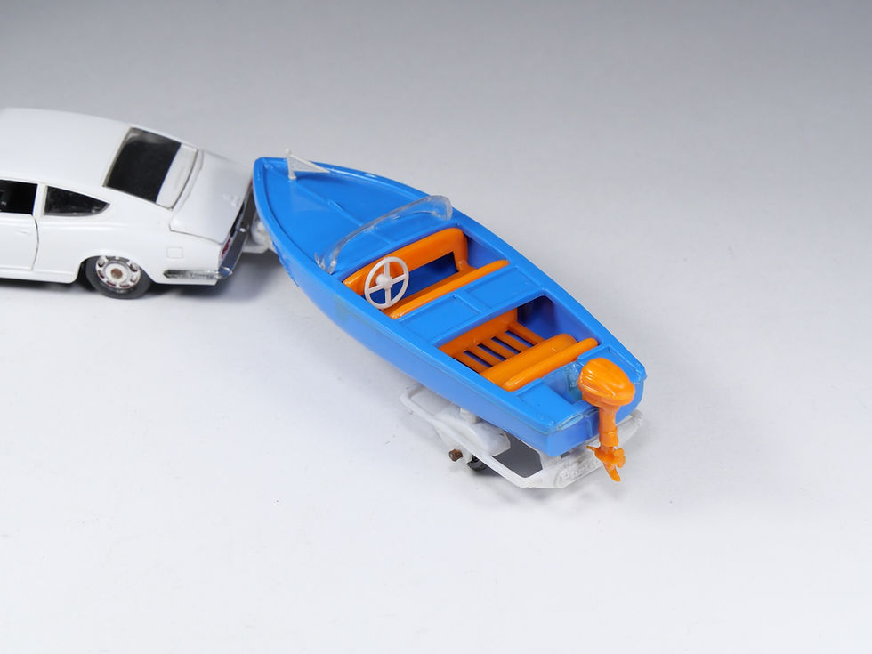 Miniature : NOREV - 92 - Fiat Dino avec Remorque et Bateau Dinghy Rocca - En boite
