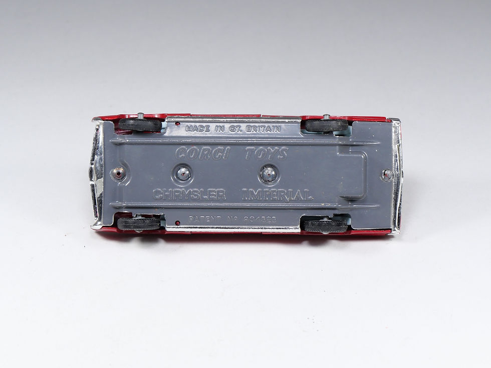 Thumbnail: CORGI TOYS - 246 - Chrysler Imperial - En boite