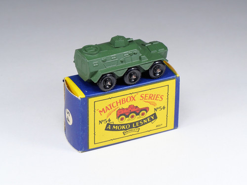 MATCHBOX - 54 - Saracen Personnell Carrier - En boite | BRICABOCK