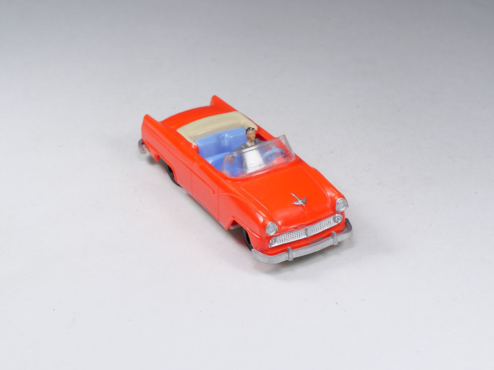 Thumbnail: SIKU - V77 - Ford Fairlane Sunliner - 1958 - Plastik - Orange fluo