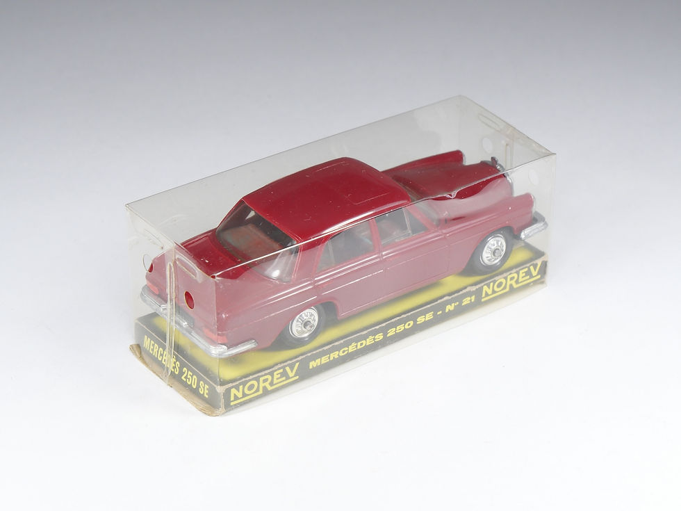 Thumbnail: NOREV - 21 - Mercedes 250 SE - Rouge Bordeaux - En boite