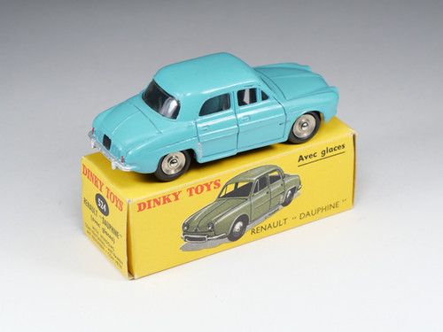PEU COURANT VERT OLIVE! DINKY TOYS France 50s 24E Renault Dauphine NEUF Boîte or EUR 226,00 - FR PEU COURANT VERT OLIVE! DINKY TOYS France 50s 24E Renault Dauphine NEUF Boîte or EUR 226,00 - FR