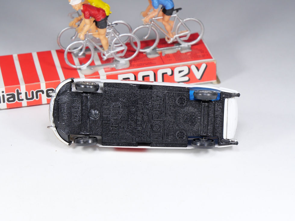 Thumbnail: NOREV - 211 -  Coffret Ambulance Tour Cycliste -  Break ID 19 - En boite