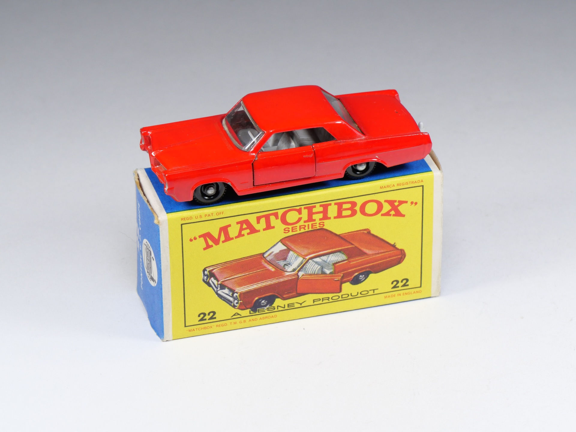 MATCHBOX - 22-C - Pontiac GP Sport Coupé - En boite