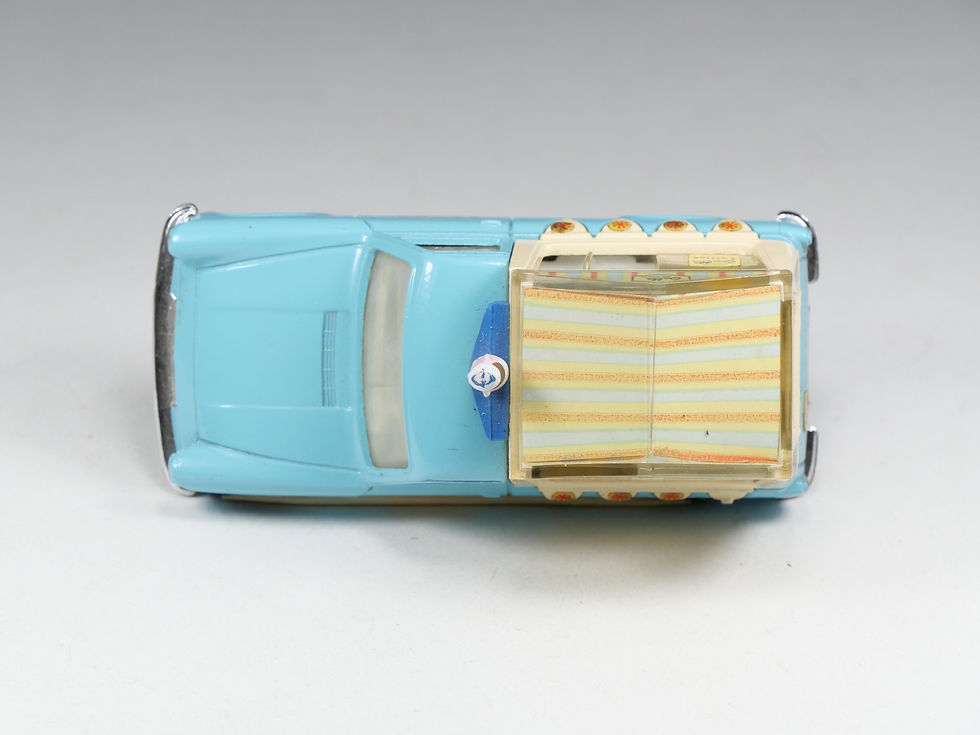 Miniatura: CORGI TOYS - 447 - Ford Thames - Wall’s Ice Cream Van - En boite