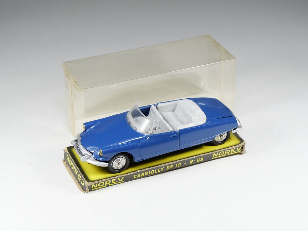 NOREV - 88 - Citroen DS 19 Cabriolet - Bleu marine - En boite