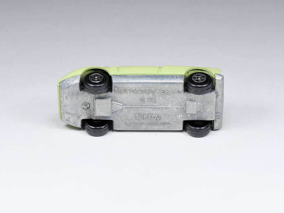 Miniatura: LINTOY HK - Mercedes C111 - Vert Pale - 1/64