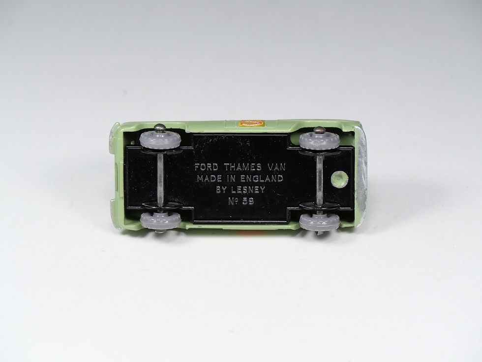 Thumbnail: MATCHBOX - 59-A - Ford Thames « Singer »  - En boite