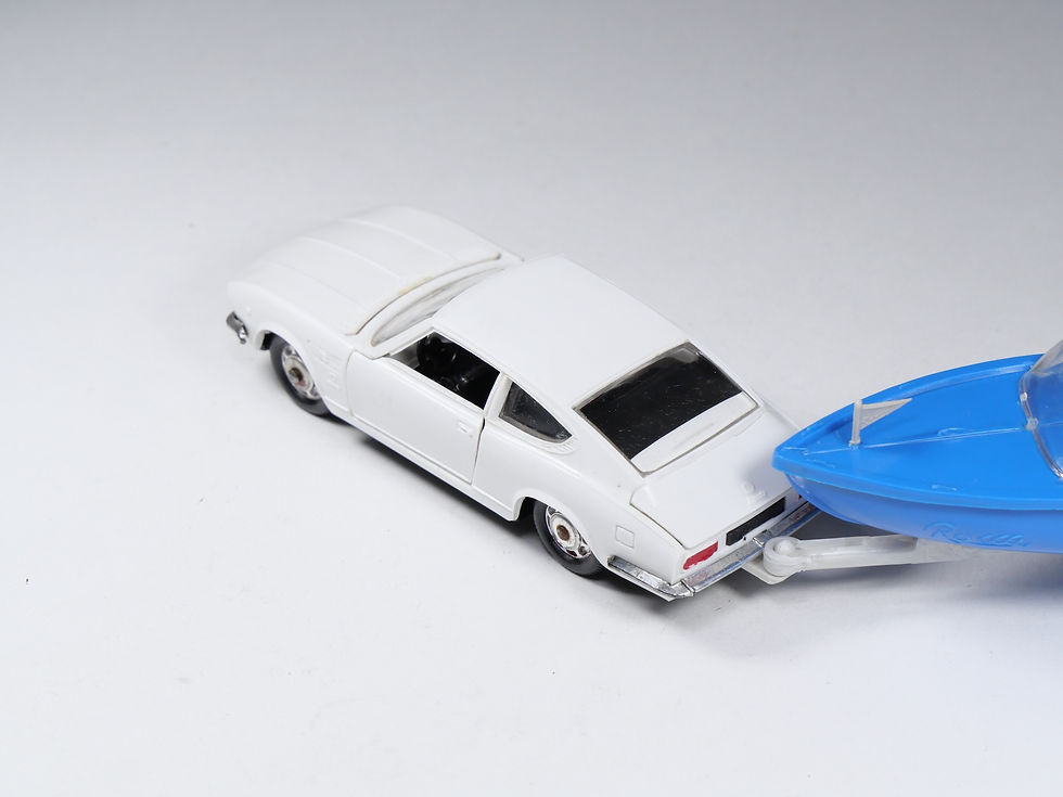 Miniatura: NOREV - 92 - Fiat Dino avec Remorque et Bateau Dinghy Rocca - En boite